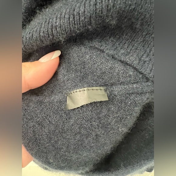 Theory Crewneck Navy Blue Sweater  (Size S) - Picture 7 of 8